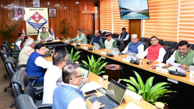 उत्तराखंड कैबिनेट की अहम बैठक में 16 प्रस्तावों पर लगी सरकार की मुहर उत्तराखंड कैबिनेट की अहम बैठक में 16 प्रस्तावों पर लगी सरकार की मुहर