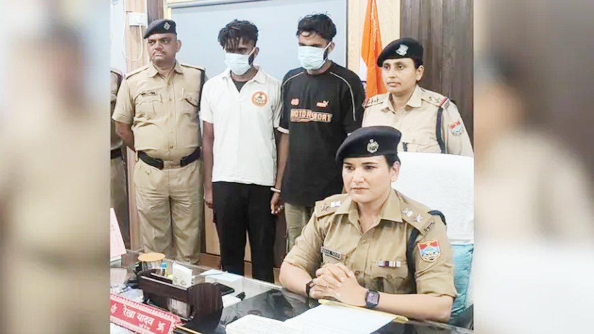 Champawat में ₹1 करोड़ की 306 ग्राम स्मैक बरामद, अग्निवीर प्रशिक्षित युवक समेत दो अंतरराज्यीय तस्कर गिरफ्तार Champawat में ₹1 करोड़ की 306 ग्राम स्मैक बरामद, अग्निवीर प्रशिक्षित युवक समेत दो अंतरराज्यीय तस्कर गिरफ्तार