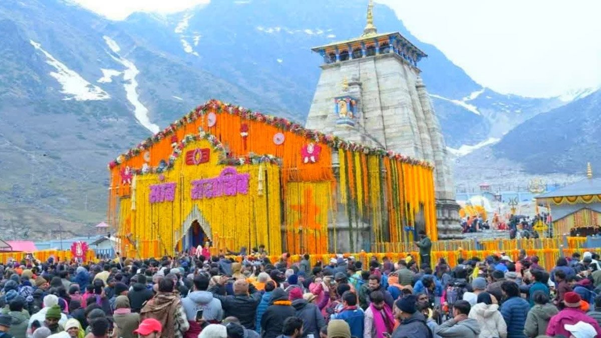 केदारनाथ यात्रा तीन दिन बाद फिर शुरू, अलकनंदा के बढ़ते जलस्तर ने बढ़ाई रुद्रप्रयाग की चिंता केदारनाथ यात्रा तीन दिन बाद फिर शुरू, अलकनंदा के बढ़ते जलस्तर ने बढ़ाई रुद्रप्रयाग की चिंता