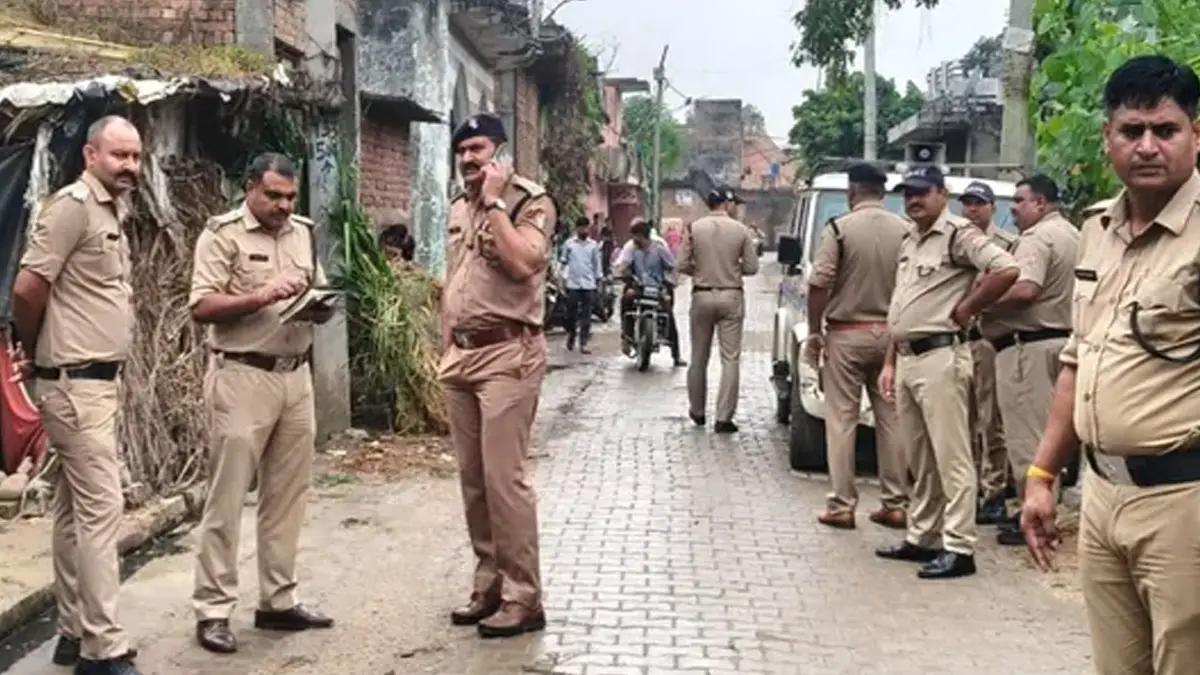 Jhabreda में डबल मर्डर से सनसनी, भाई ने बहन और पड़ोसी युवक को मारी गोली; ऑनर किलिंग का शक Jhabreda में डबल मर्डर से सनसनी, भाई ने बहन और पड़ोसी युवक को मारी गोली; ऑनर किलिंग का शक