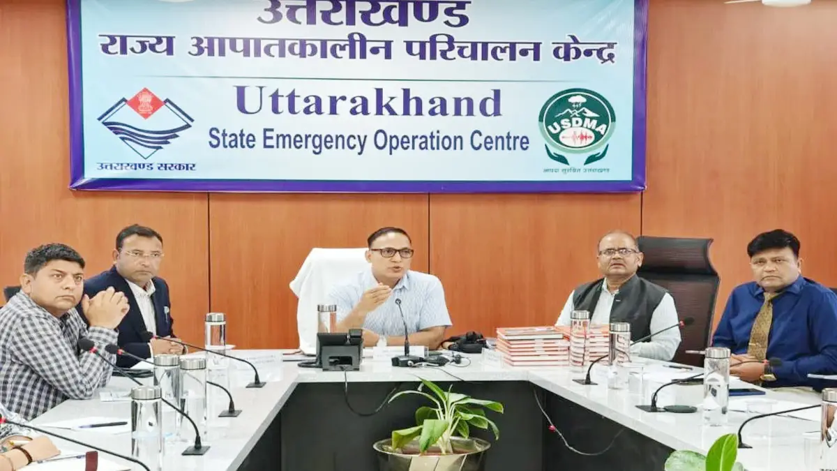Uttarakhand में आपदा प्रबंधन की तैयारी होगी मजबूत, हर जिले में तैयार होंगे 10 मास्टर ट्रेनर Uttarakhand में आपदा प्रबंधन की तैयारी होगी मजबूत, हर जिले में तैयार होंगे 10 मास्टर ट्रेनर