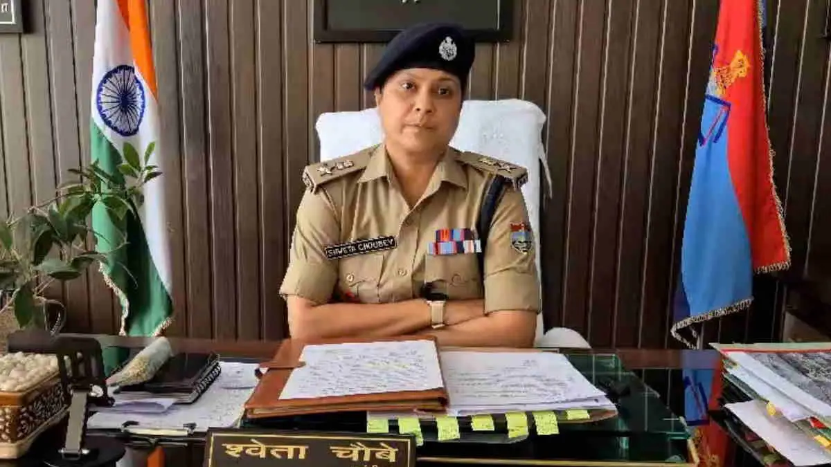 Tehri में 1.22 लाख की स्मैक के साथ युवक गिरफ्तार, एक्टिवा स्कूटर जब्त Tehri में 1.22 लाख की स्मैक के साथ युवक गिरफ्तार, एक्टिवा स्कूटर जब्त