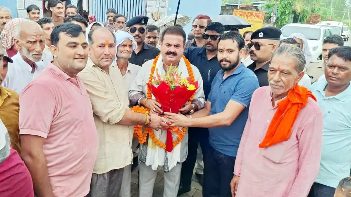 Umesh Kumar ने हरीश रावत पर साधा निशाना, कांग्रेस में जाने की अटकलों पर लगाया विराम; बोले- जन निर्माण पार्टी से लड़ूंगा चुनाव Umesh Kumar ने हरीश रावत पर साधा निशाना, कांग्रेस में जाने की अटकलों पर लगाया विराम; बोले- जन निर्माण पार्टी से लड़ूंगा चुनाव